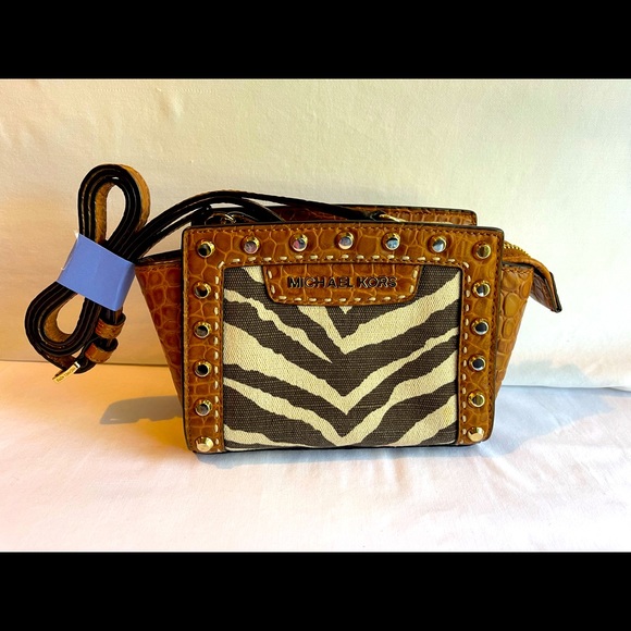 Michael Kors Small Zebra Print Canvas and Leather Crossbody Handbag! So cute! - Picture 2 of 12